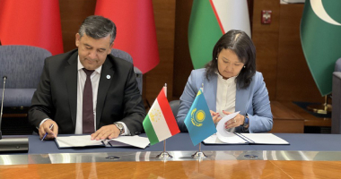 Мулоқоти дуҷонибаи Раиси Раёсати БДА ҶТ «Амонатбонк» бо муовини  Раиси Раёсати ҶС «Бонки рушди Қазоқистон»