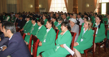 Вохурии Раиси Раёсати БДА ҶТ  “Амонатбонк” бо кормандони филиалҳо ва марказҳои хизматрасонии бонкии БДА ҶТ “Амонатбонк”  дар ВМКБ