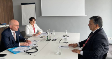 Двусторонняя встреча Председателя  правления ГСБ РТ "Амонатбонк" с Директором Всемирного института  сберегательных и розничных банков.